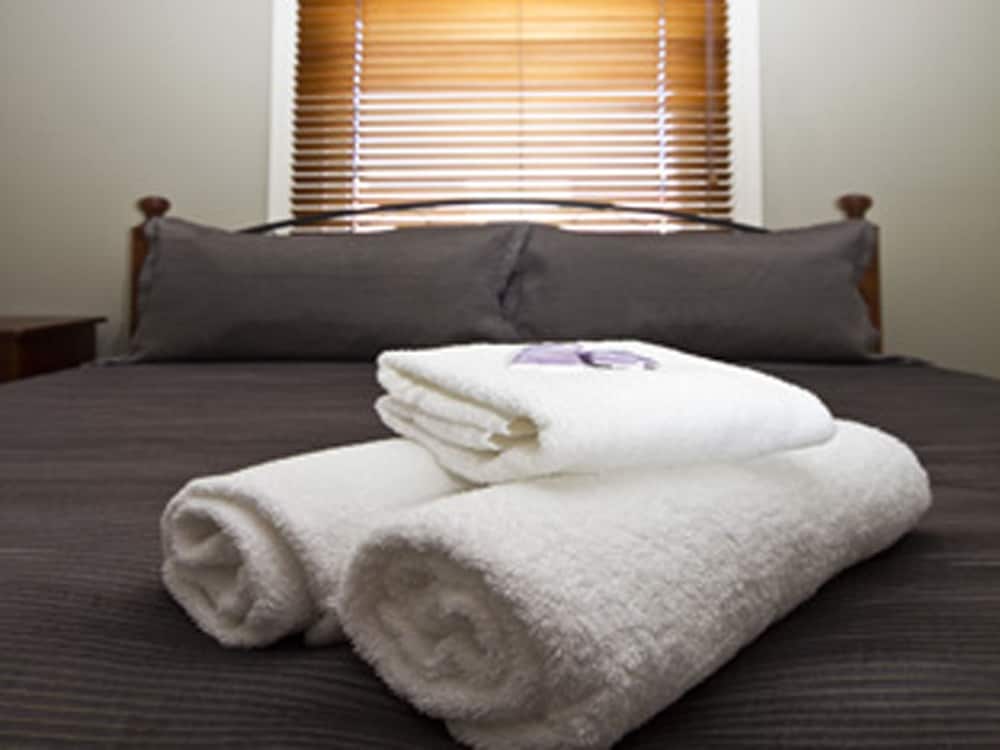 Standard Room, Non Smoking, Shared Bathroom (Group Room)