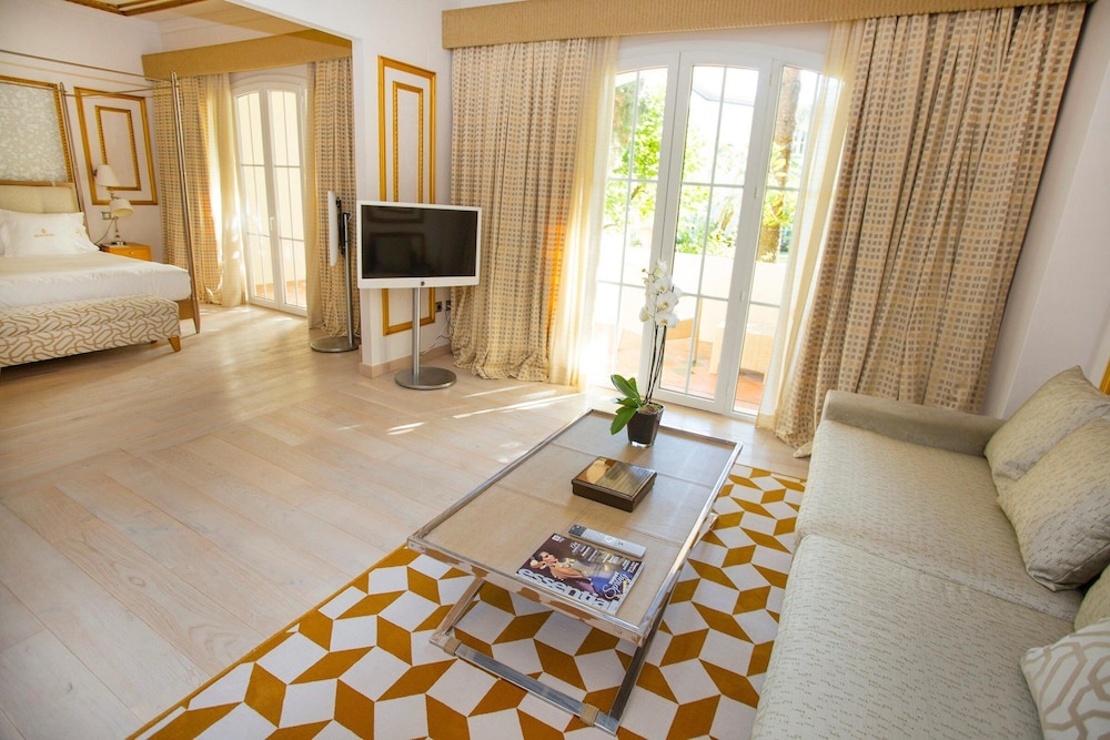 Junior Suite Junior Suite