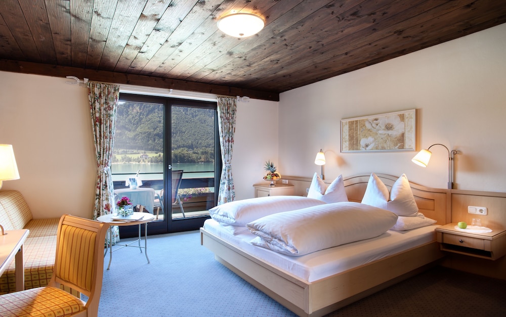 Double Room, Lake View (Fuschlsee) photo 3