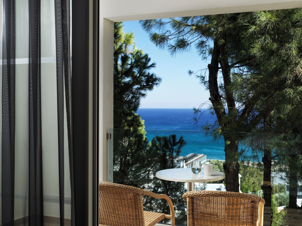 Room, Sea View (Country Style) - Photo 9