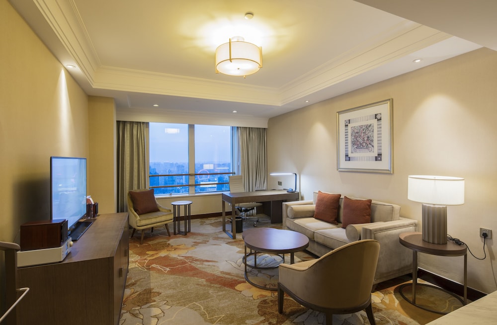 Executive Suite, Park View (Business Class) thumbnail 5