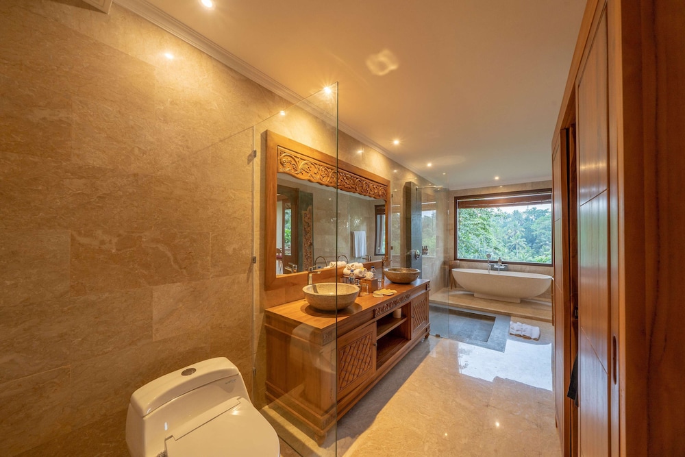 Executive Suite photo 3