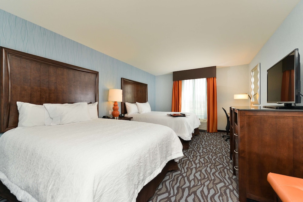 Room, 2 Queen Beds, Refrigerator & Microwave photo 1