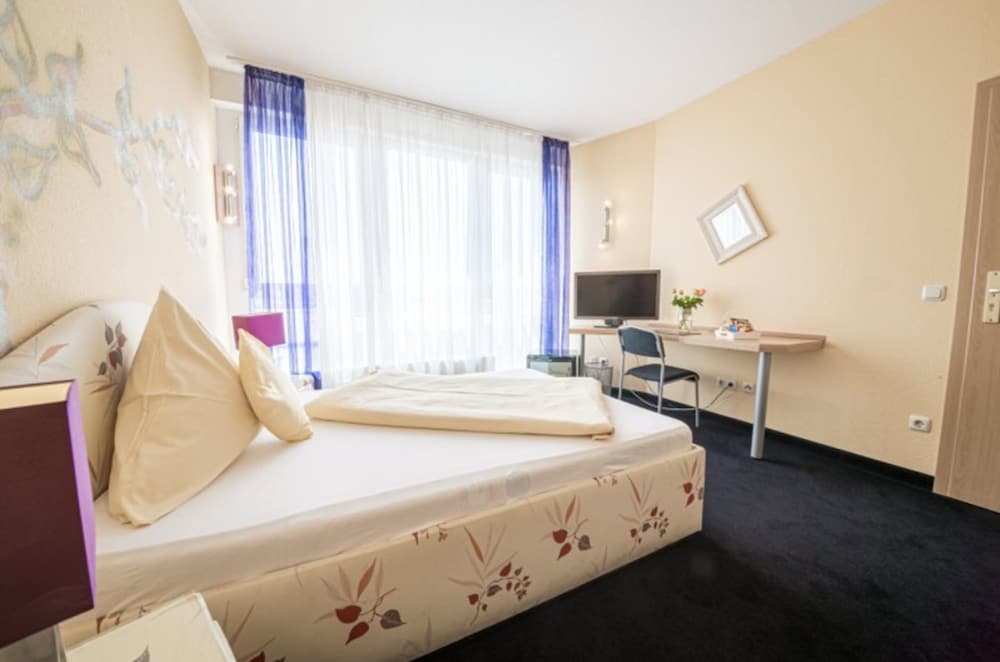 Comfort Single Room