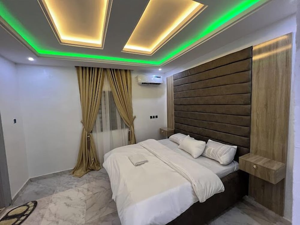 Economy Room, Balcony, City View