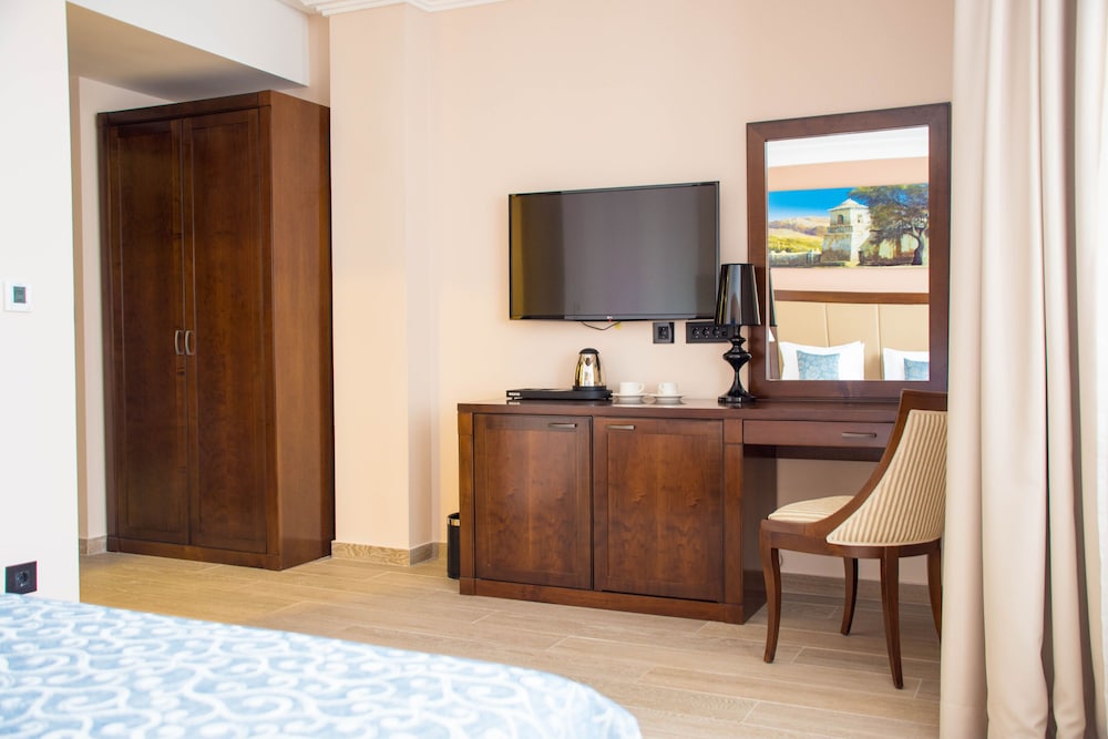 Superior Double Room, Balcony photo 2