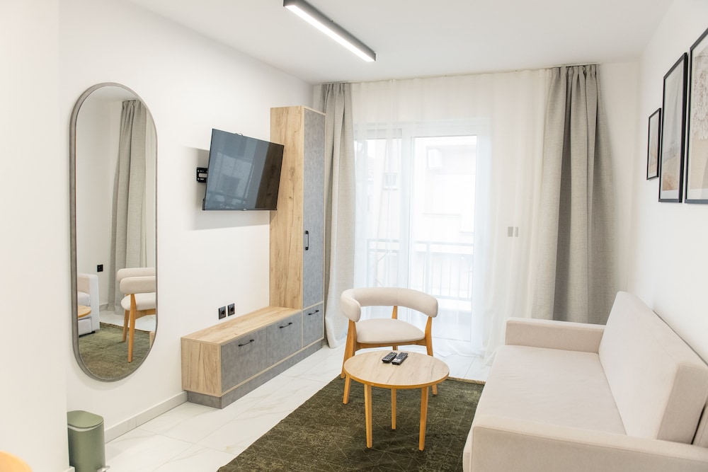 Junior Suite with Balcony photo 2