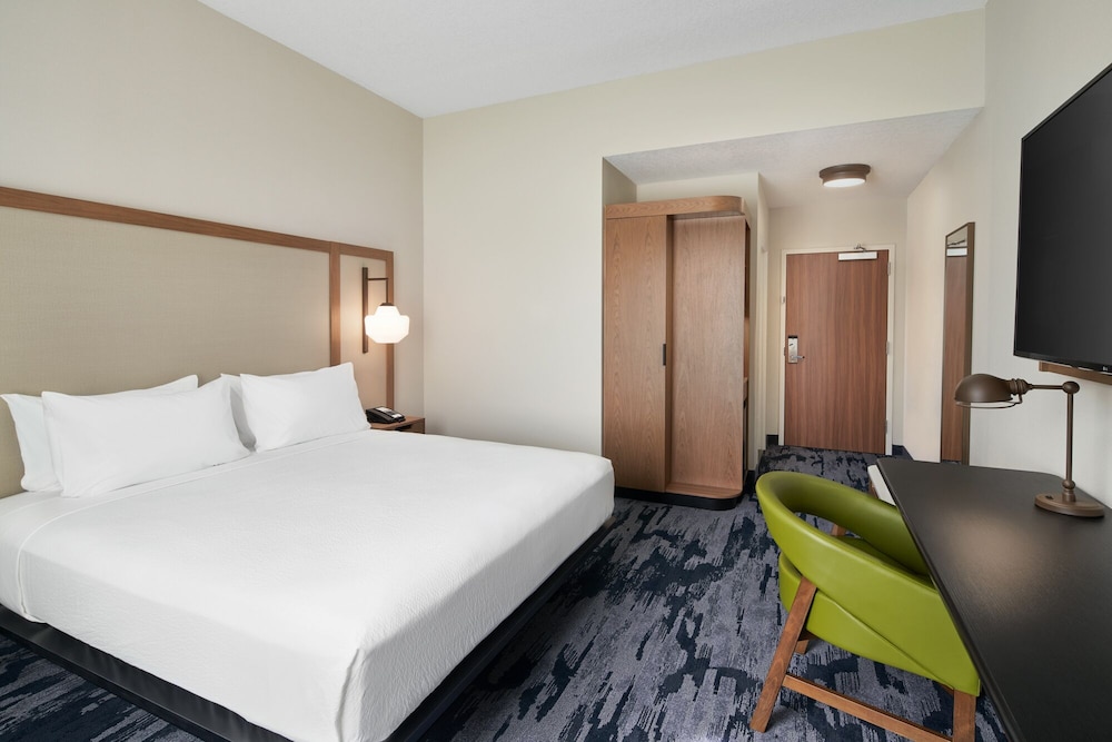Available room