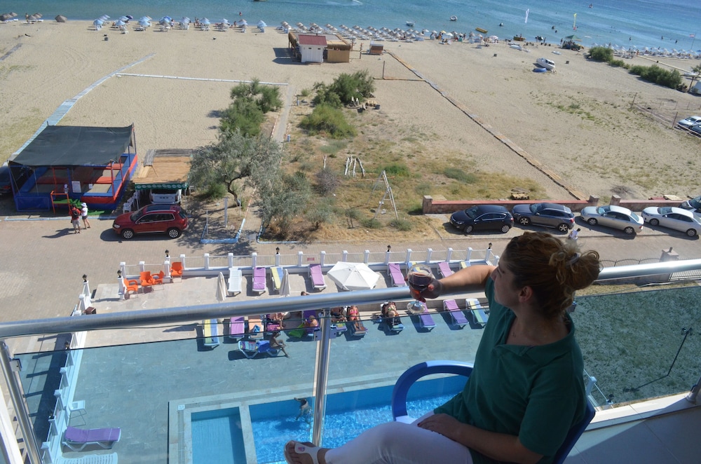 Standard Double Room, Sea View photo 3
