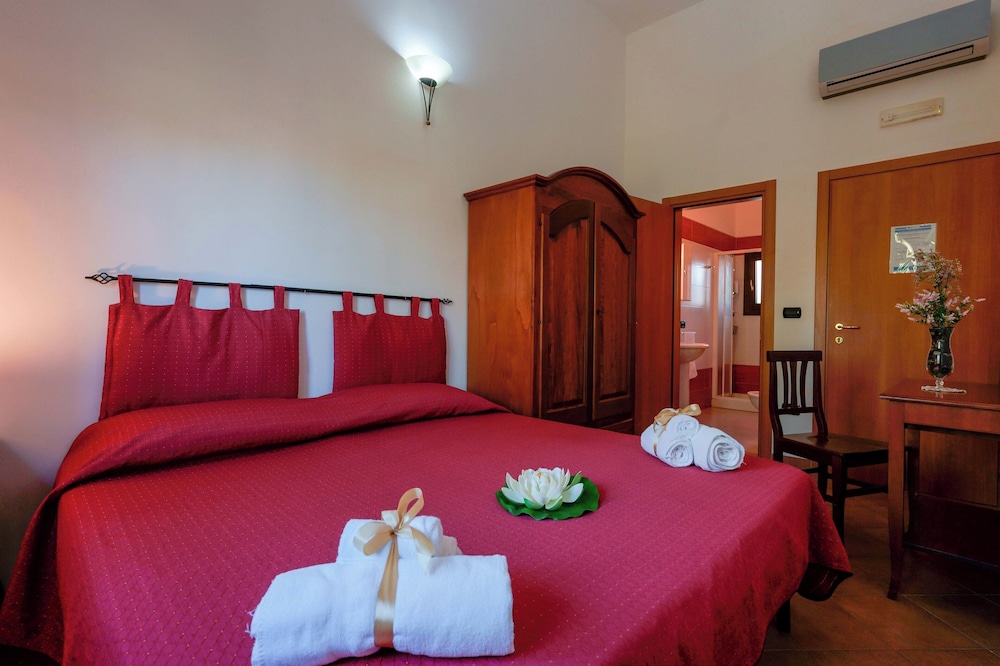 Business Double or Twin Room, City View photo 1