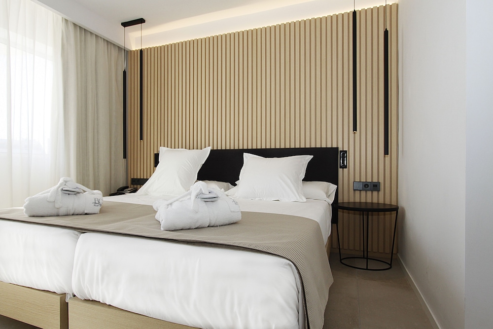 Superior Double Room, 2 Twin Beds