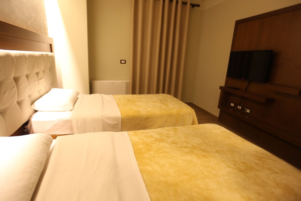 Economy Double or Twin Room photo 3