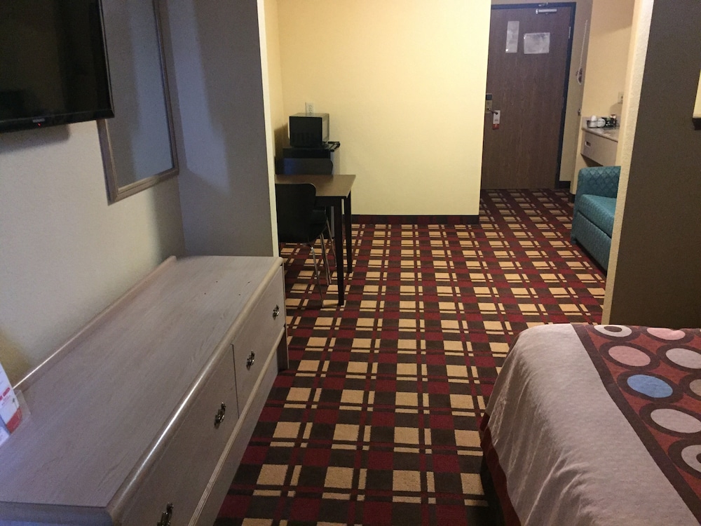 Efficiency, Room, 1 King Bed, Non Smoking - Photo 2