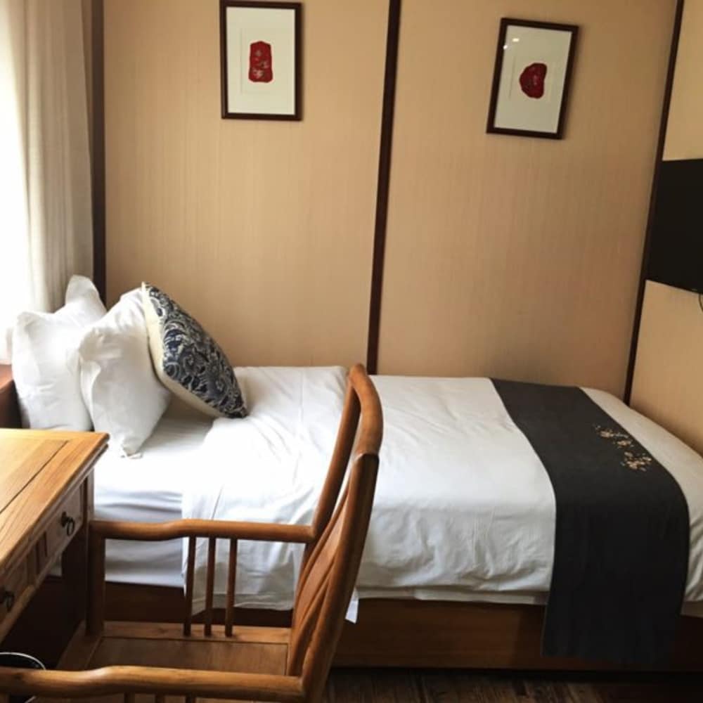Basic Single Room
