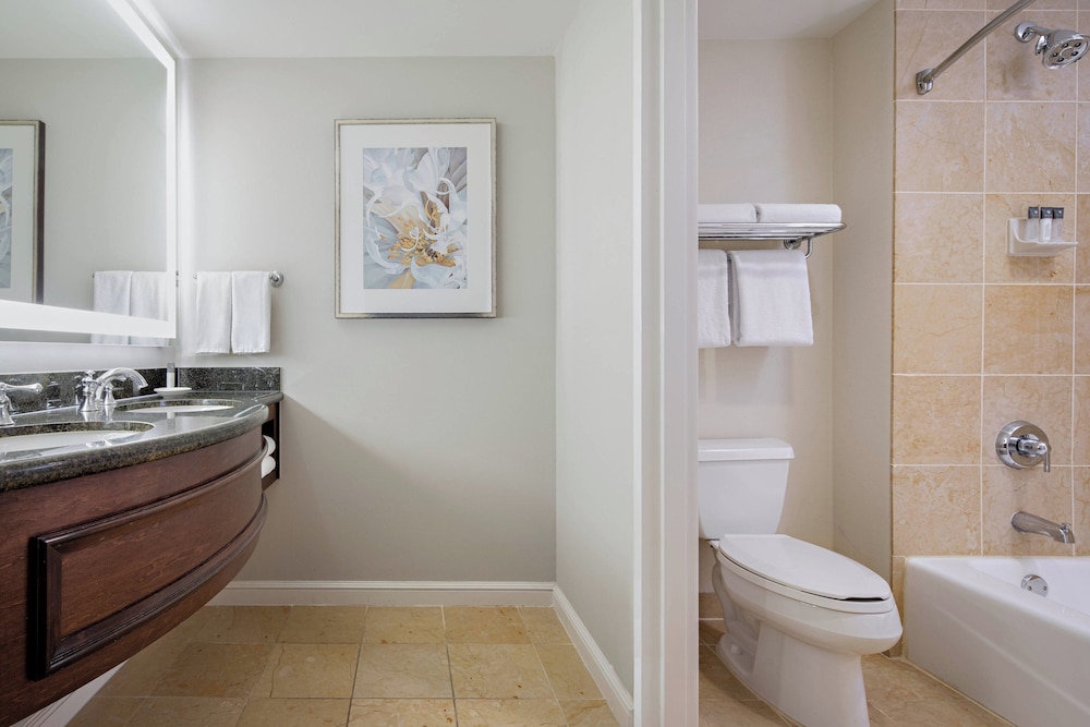 Guest room, 2 Queen, Florida view, Emerald Bay
