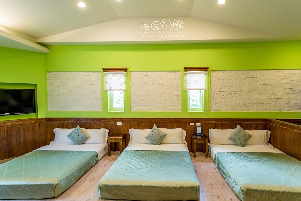 Family Room, Tower