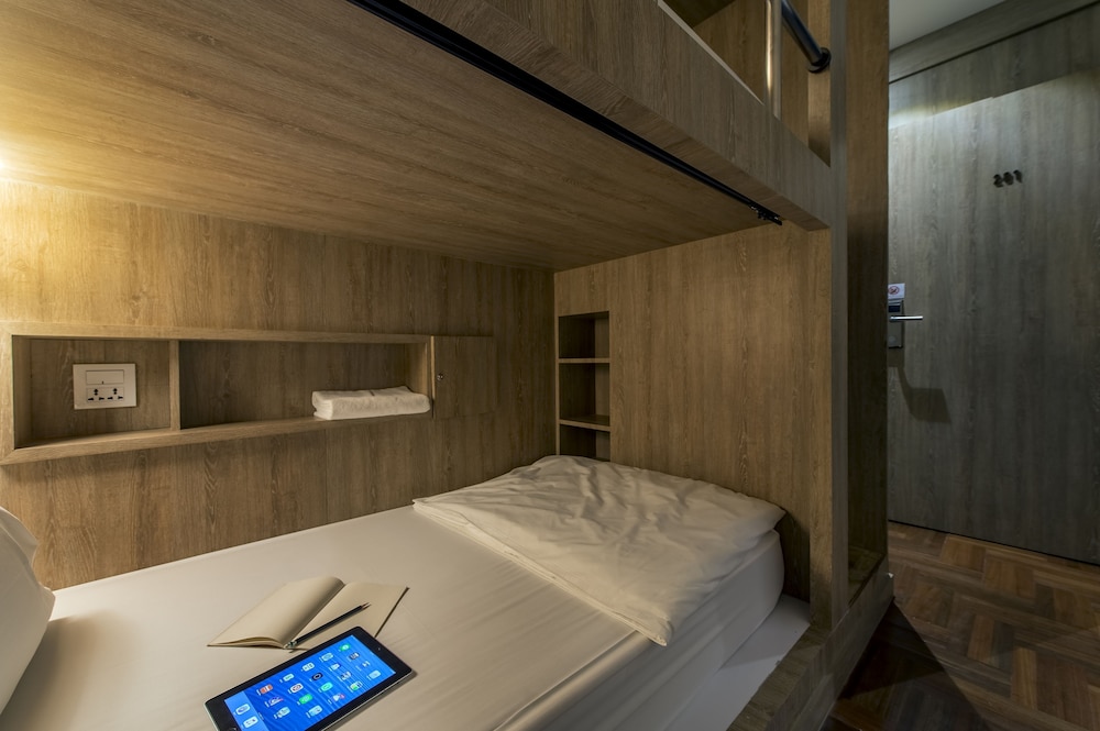 Private Bunk Bed Share Bath photo 3