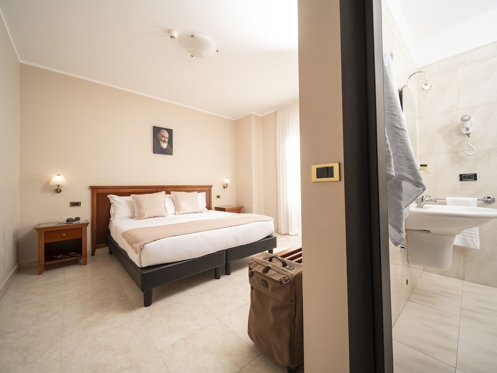Superior Room, 1 King Bed (Letto Matrimoniale) - Photo 18