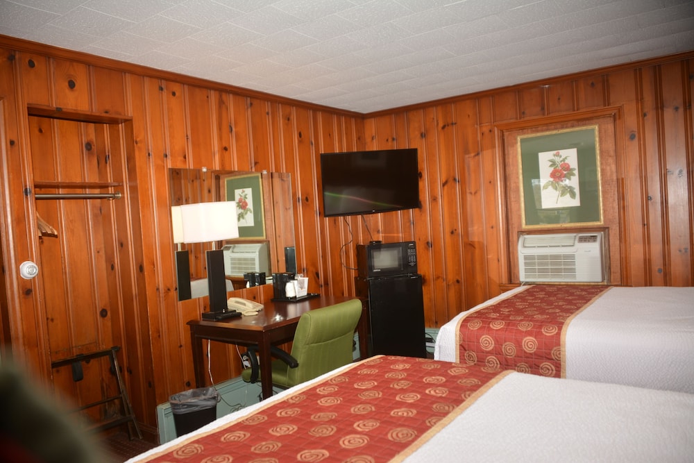 Standard Room, 2 Queen Beds, Non Smoking photo 3
