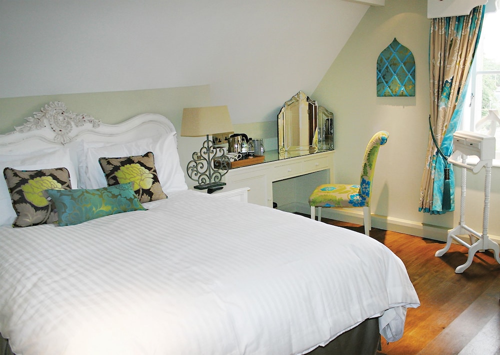 Junior Double Room