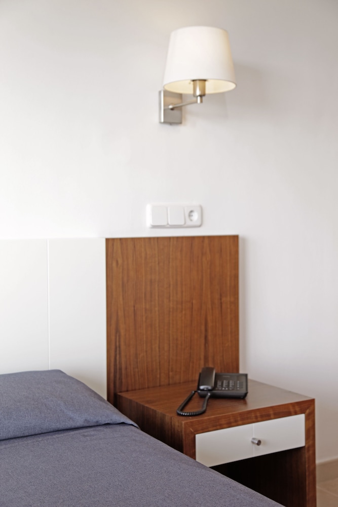 Twin Room, Terrace (2 Adults + 1 Child)