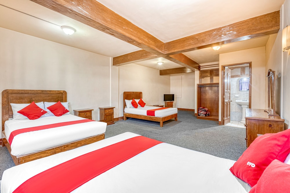 Standard Room, Multiple Beds photo 3