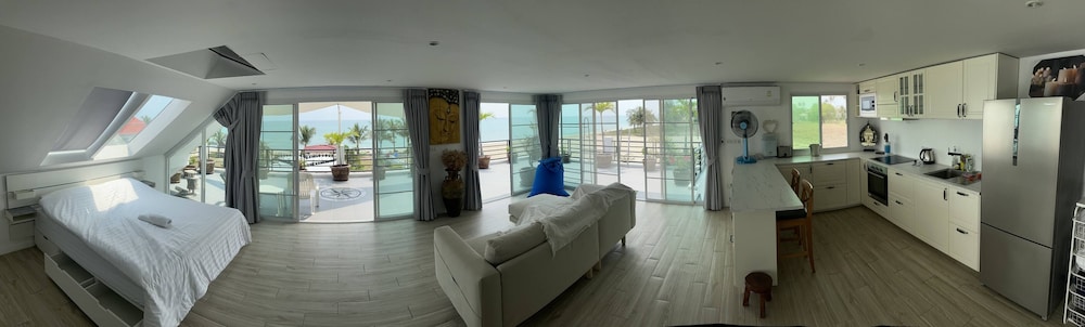 Apartment, 1 Bedroom, Balcony, Garden View photo 3