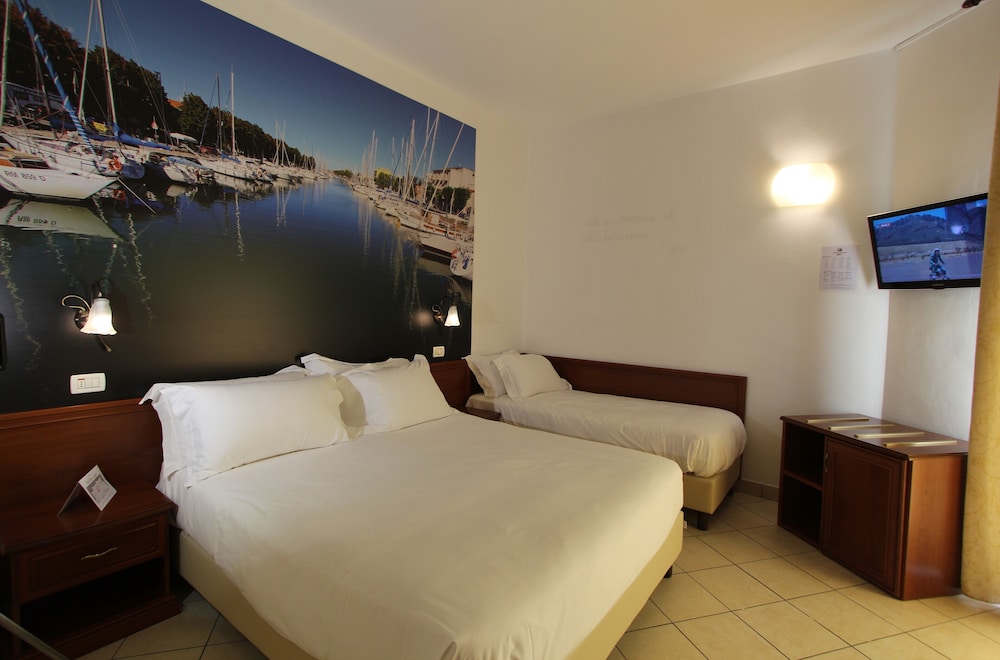 Triple Room - Photo 3