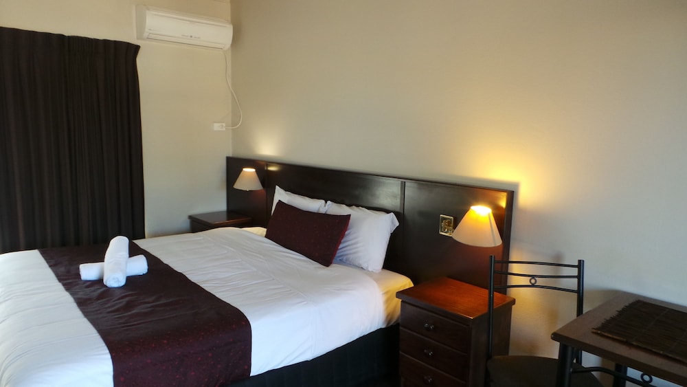Deluxe Room, Non Smoking, Balcony (Delux King) photo 2