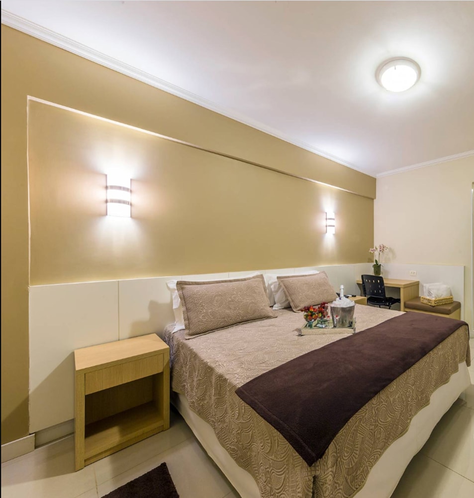 Deluxe Double Room photo 3