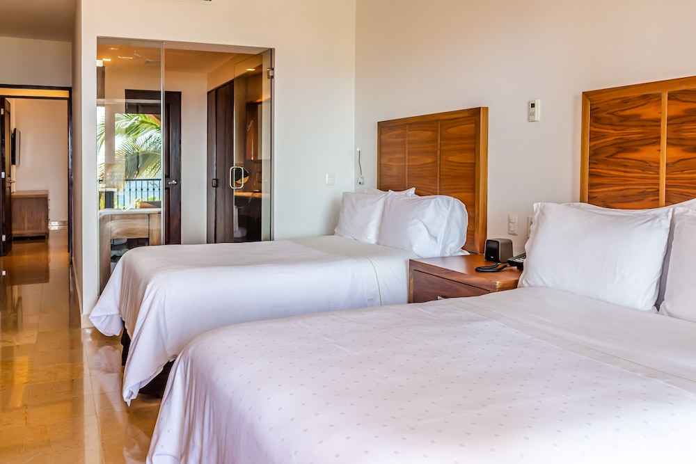 Deluxe Room, 2 Double Beds, Ocean View - Photo 4