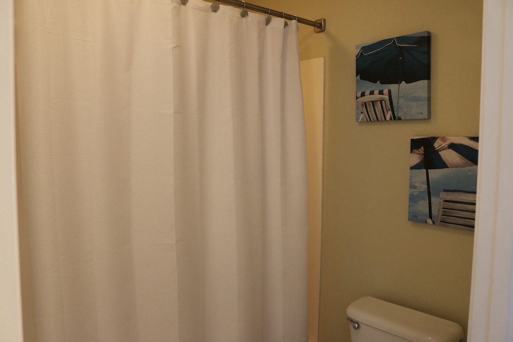 Condo, 3 Bedrooms photo 2