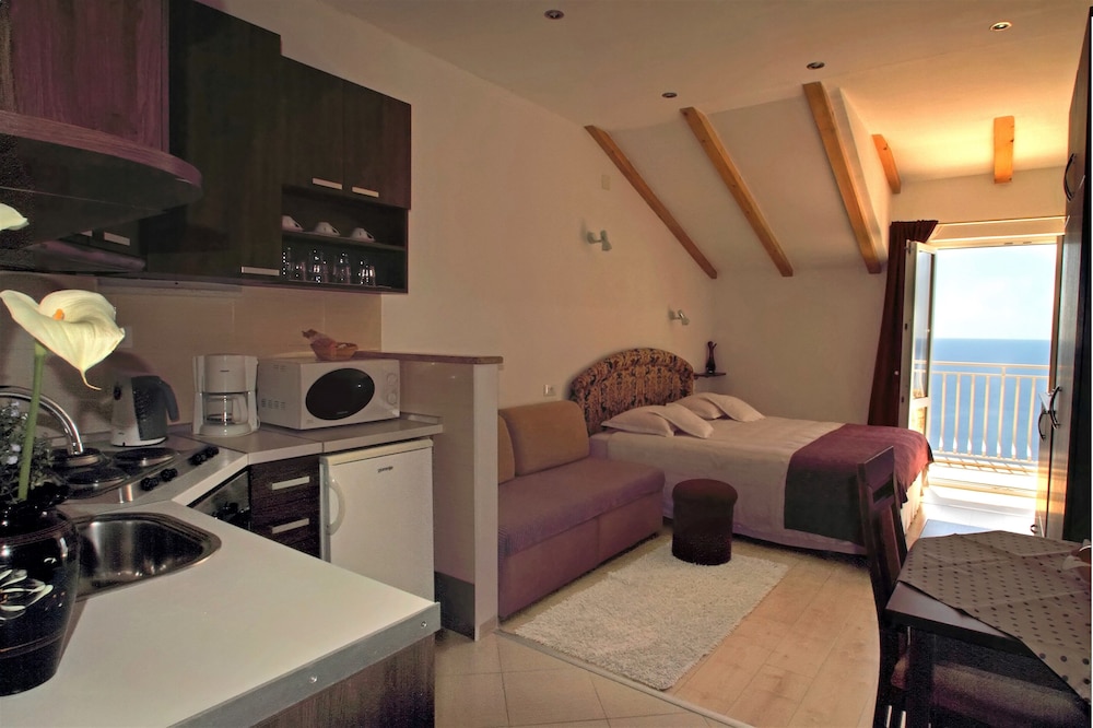 Comfort Studio Suite photo 2