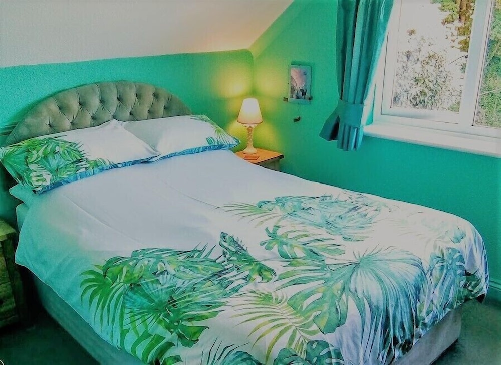 Double Room, Ensuite - Photo 2