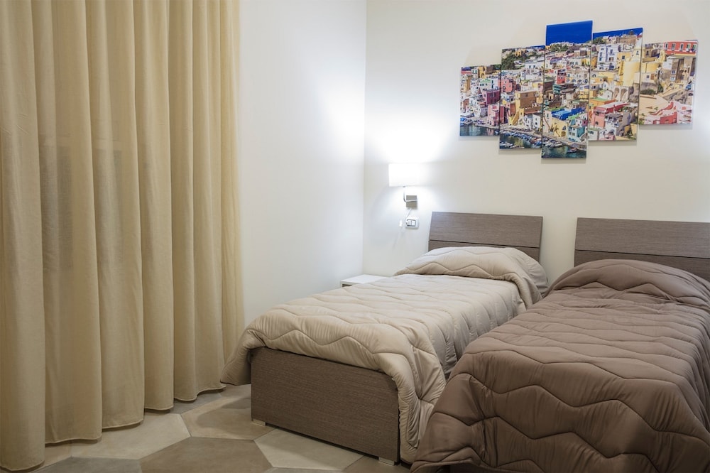 Superior Room, Private Bathroom (Duchessa)