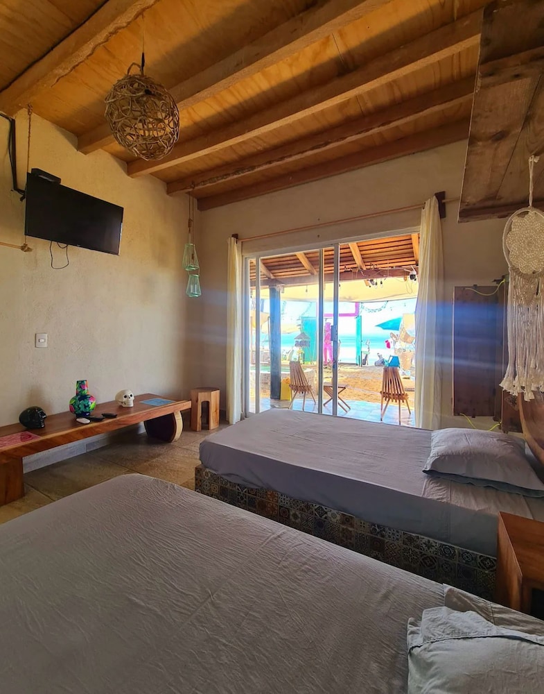 Basic Bungalow, Pool View photo 3