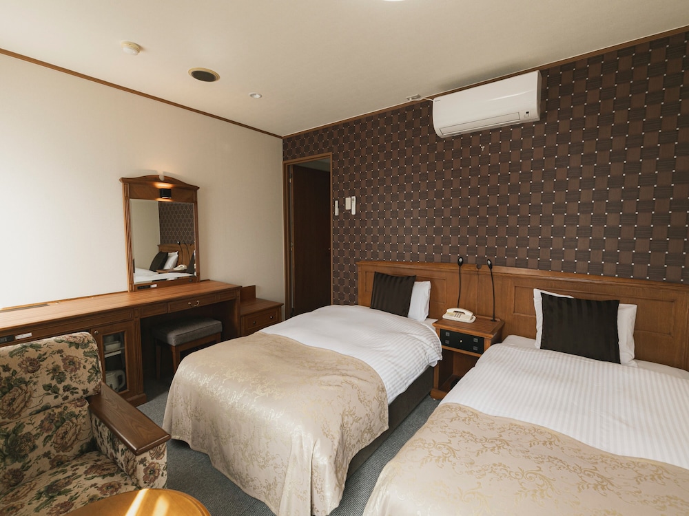 Superior Twin Room, 2 Bedrooms, Non Smoking - Photo 1