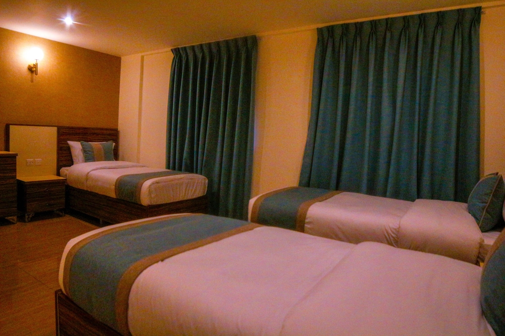 Basic Triple Room photo 3