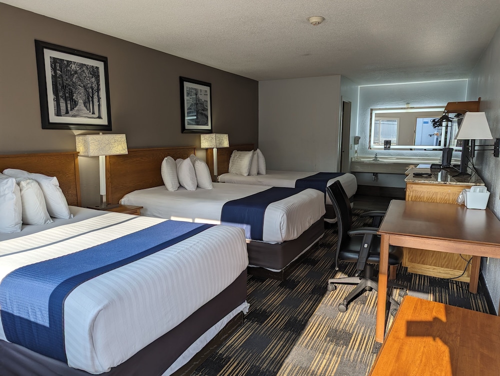 Deluxe Triple Room, Multiple Beds