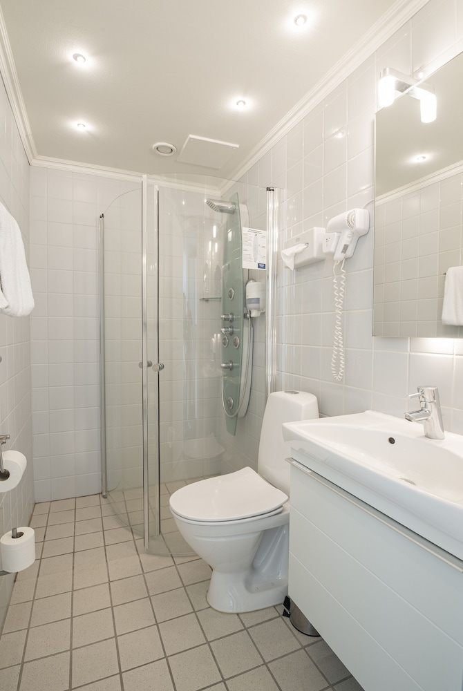 Classic Double or Twin Room - Photo 5
