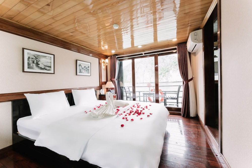 Luxury Double or Twin Room, Balcony photo 1