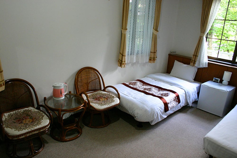 Business Double or Twin Room, 2 Twin Beds, Non Smoking, Garden View photo 1