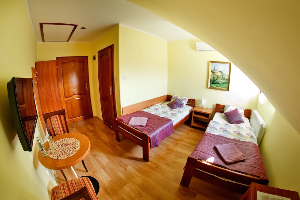 Double or Twin Room photo 1
