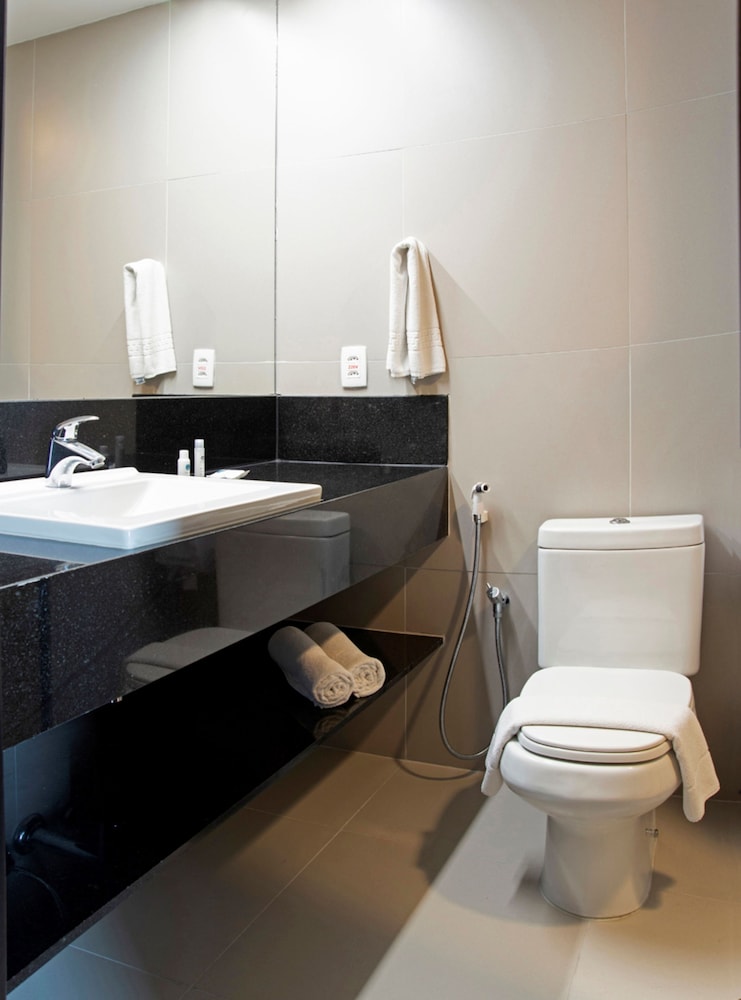 Premium Triple Room, 3 Twin Beds photo 3