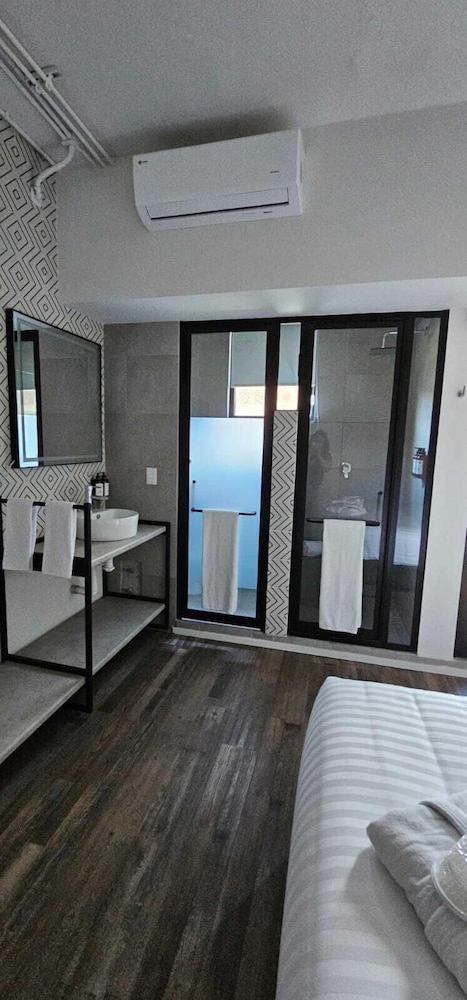 Business Room - Photo 5