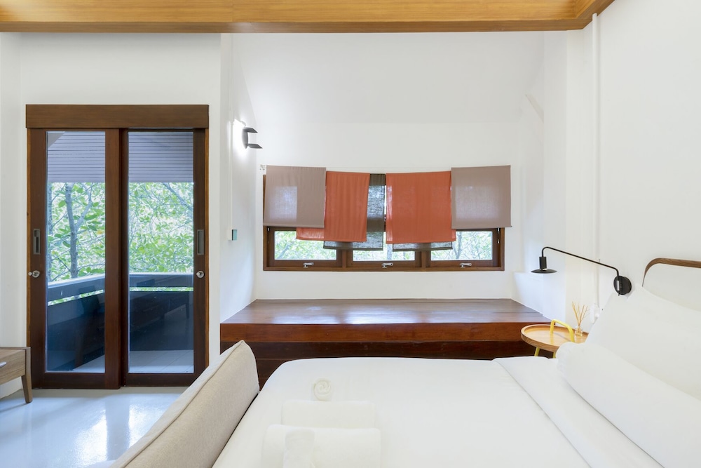 Four-Bedroom Pool Villa - Photo 48