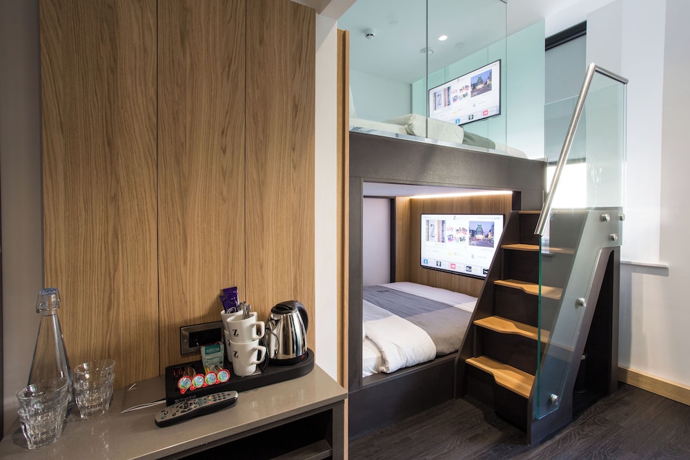 The Z Hotel City - Photo 25