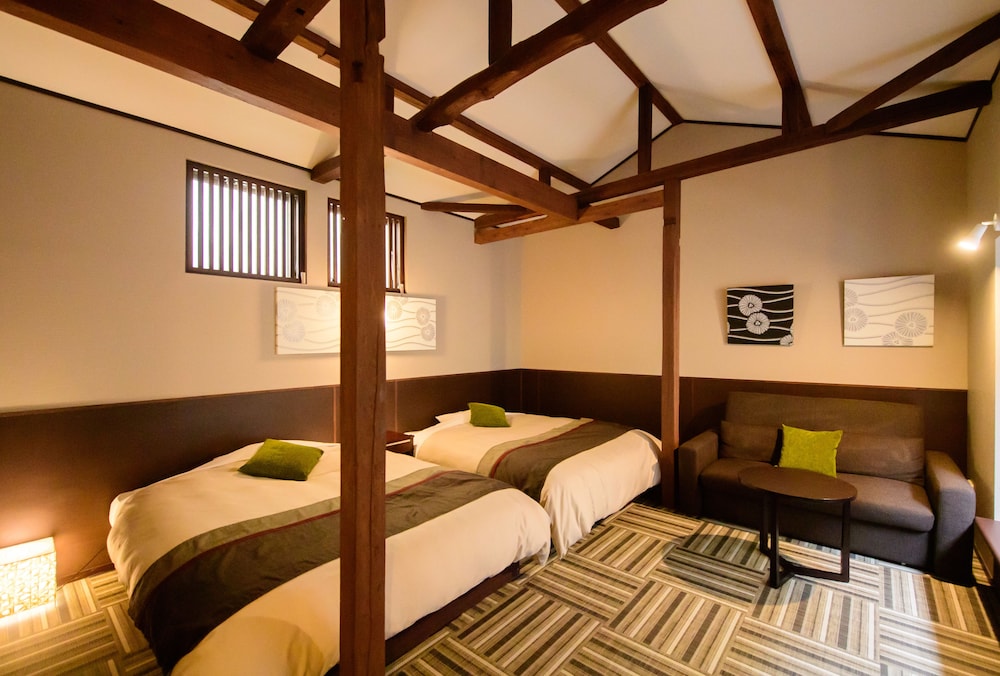 Modern Japanese Twin Room with Shared Hot Spring Access, Non-Smoking