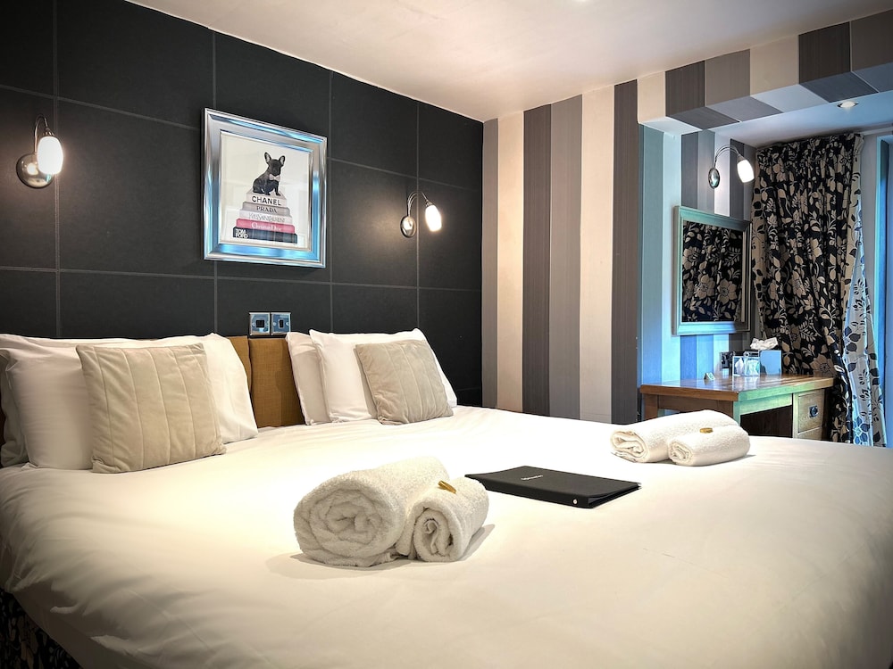 Premier Double or Twin Room