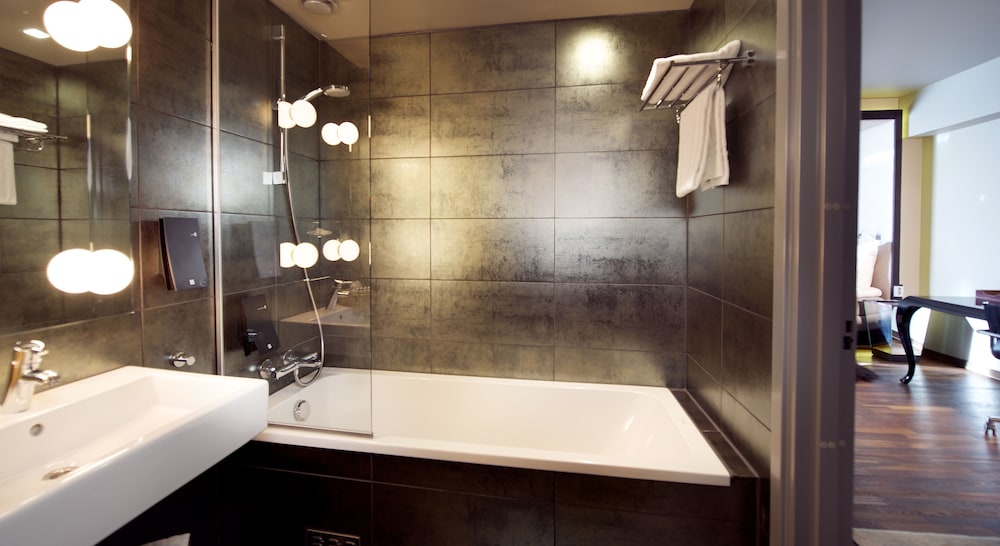 Superior Room, 1 Queen Bed